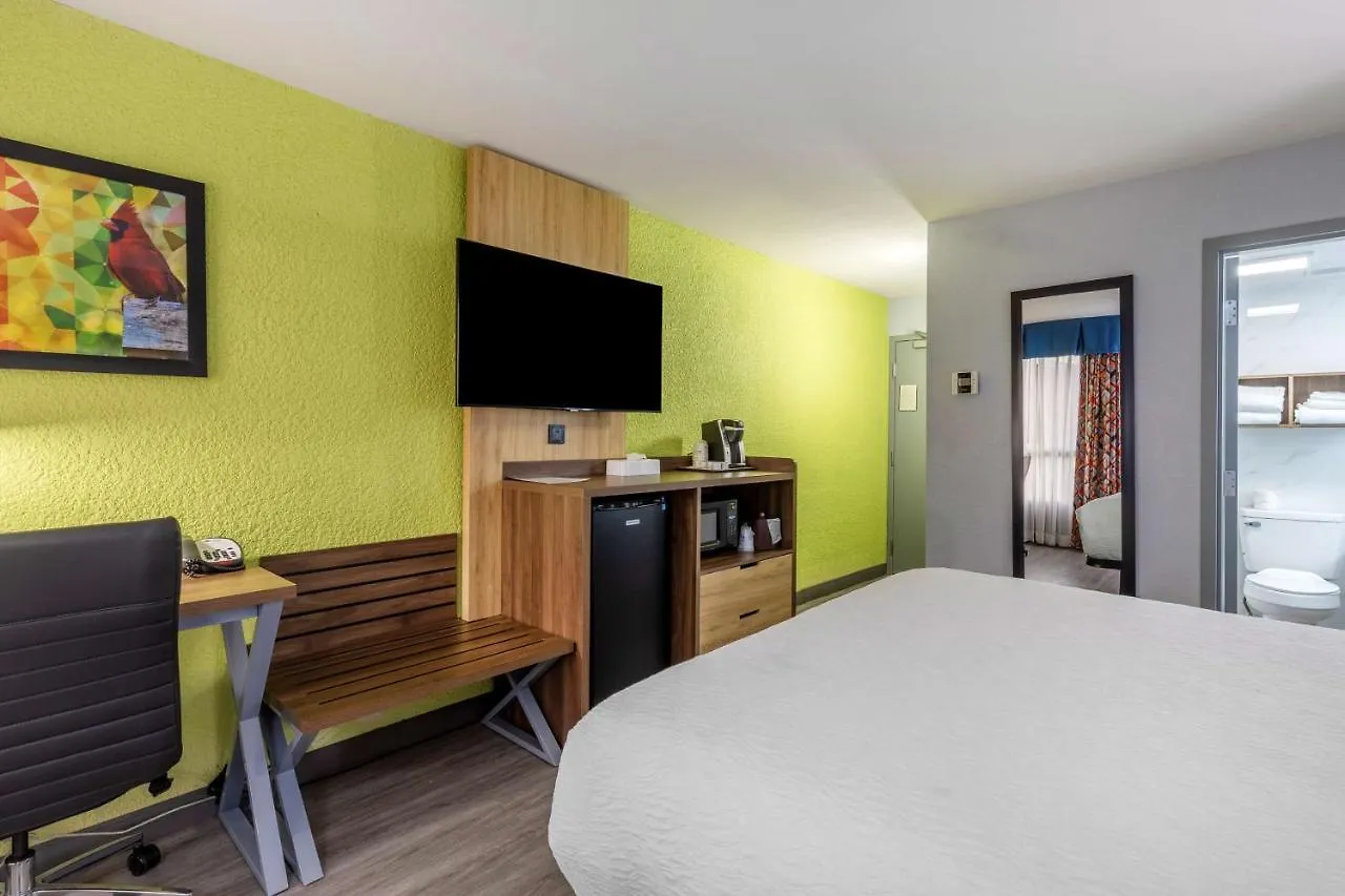 Best Western Plus St. Louis West-Westport Maryland Heights